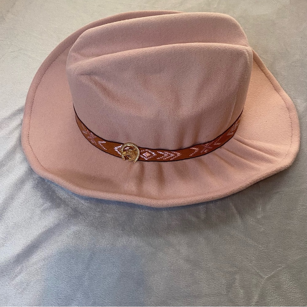 The childrens place cowgirl hat sz Medium‼️